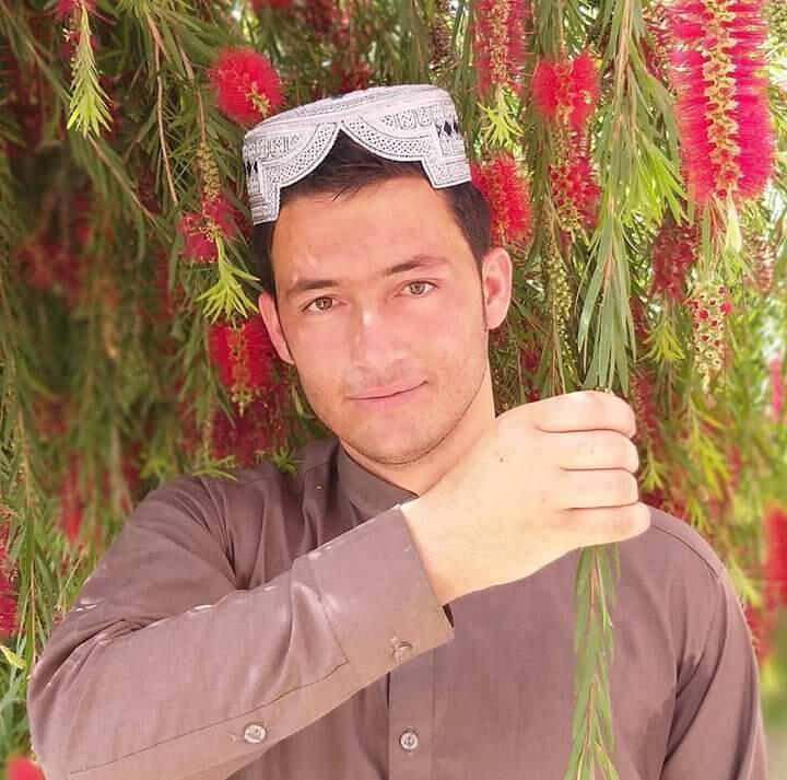 حکومت باید مسئله‌ی قتل کارمند رادیو سمون در هلمند را به گونه‌ی جدی بررسی کرده و روشن سازد که آیا رابطه‌ی این قتل به کاررسانه‌ای مرتبط است یا خیر.
